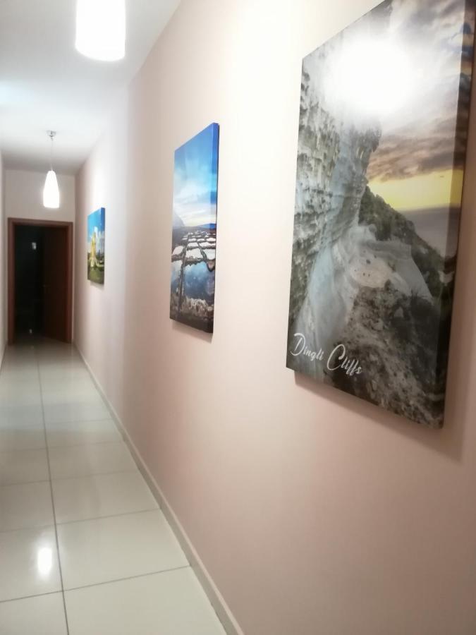 Seabreeze Apartment St. Paul's Bay Exterior foto