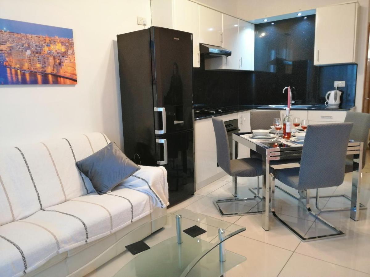 Seabreeze Apartment St. Paul's Bay Exterior foto